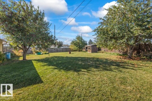 7627 128A Avenue Nw, Edmonton, AB 
