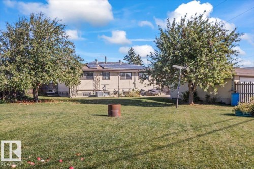7627 128A Avenue Nw, Edmonton, AB 