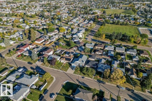 7627 128A Avenue Nw, Edmonton, AB 