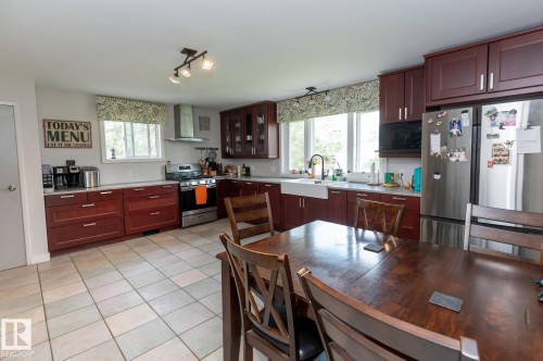 57514 Rge Rd  223, Rural Sturgeon County, AB 