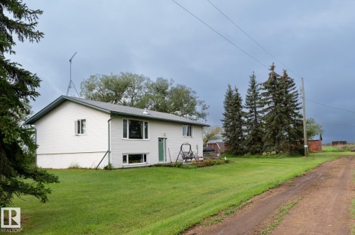57514 Rge Rd  223, Rural Sturgeon County, AB 