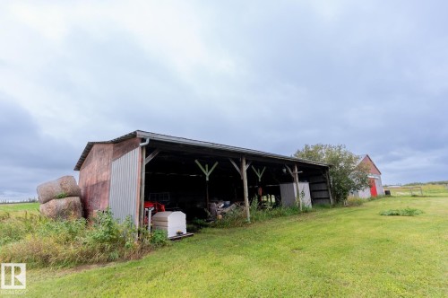 57514 Rge Rd  223, Rural Sturgeon County, AB 
