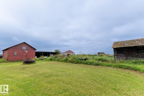 57514 Rge Rd  223, Rural Sturgeon County, AB 