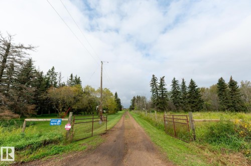 57514 Rge Rd  223, Rural Sturgeon County, AB 
