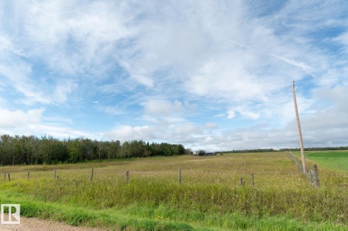 57514 Rge Rd  223, Rural Sturgeon County, AB 