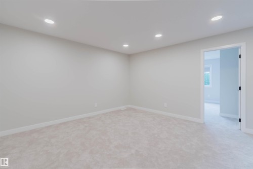 8303 Kiriak Loop Sw, Edmonton, AB 