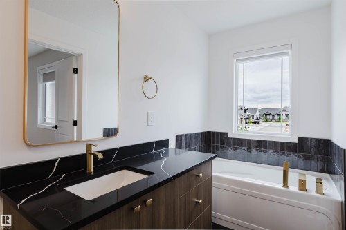 8303 Kiriak Loop Sw, Edmonton, AB 
