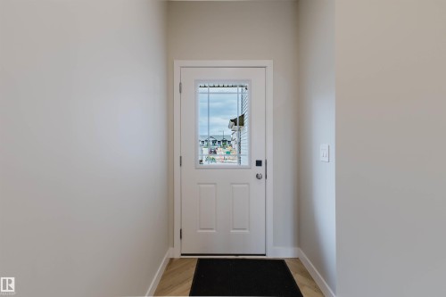 8303 Kiriak Loop Sw, Edmonton, AB 