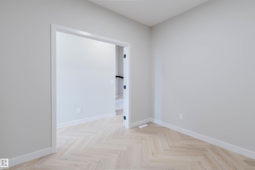 8303 Kiriak Loop Sw, Edmonton, AB 