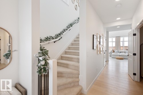1731 Crossbill Loop Nw, Edmonton, AB 