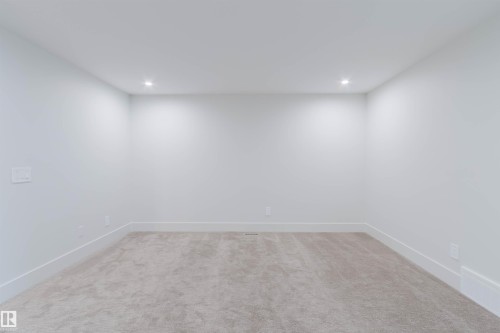 22 Clichy Close, St. Albert, AB 