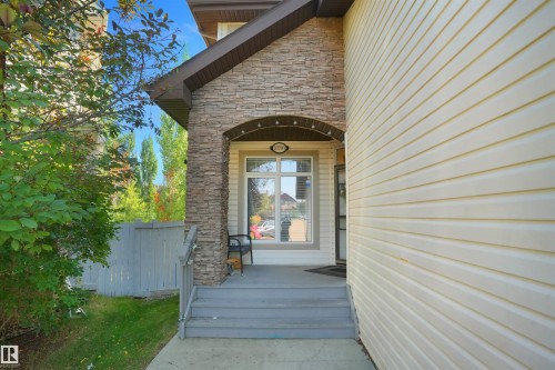 20705 56A Avenue Nw, Edmonton, AB 