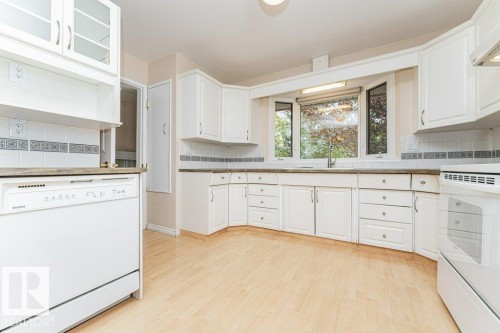 3543 106A Street Nw, Edmonton, AB 
