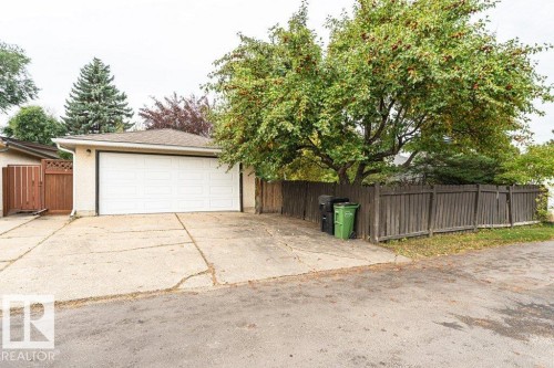 3543 106A Street Nw, Edmonton, AB 