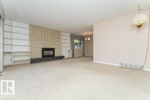 3543 106A Street Nw, Edmonton, AB 