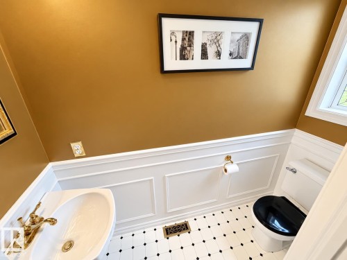 3 Hardcastle Place, St. Albert, AB 