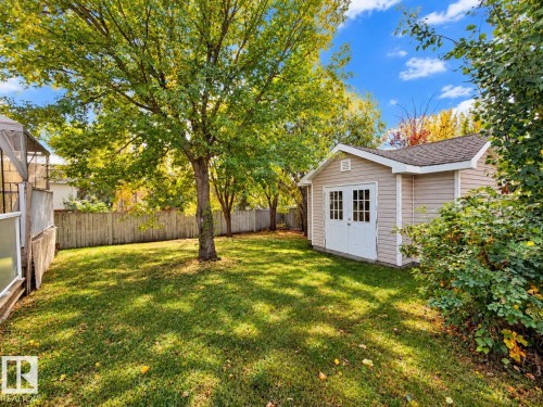 3 Hardcastle Place, St. Albert, AB 