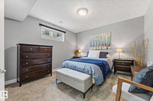 13 Deacon Place, St. Albert, AB 