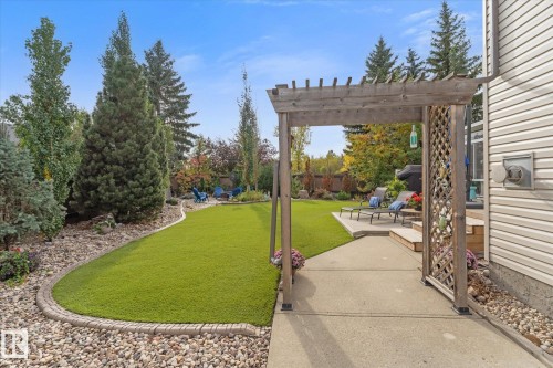 13 Deacon Place, St. Albert, AB 