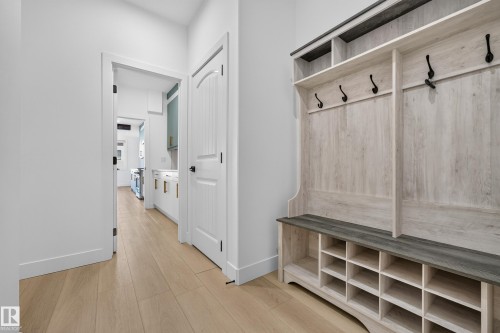 Built-in hall tree with storage cubbies and coat hooks - 11010 174A Avenue Nw, Edmonton, AB 
