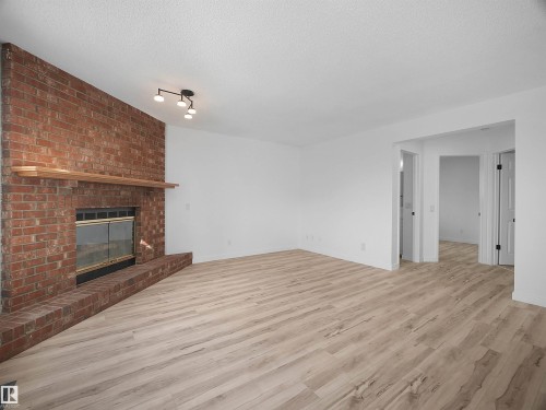 4103 28 Avenue Nw, Edmonton, AB 