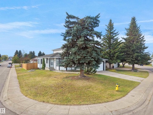 4103 28 Avenue Nw, Edmonton, AB 