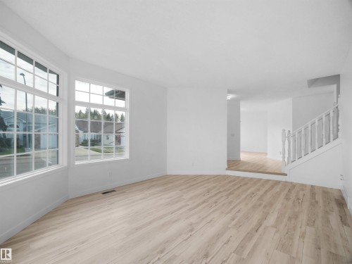 4103 28 Avenue Nw, Edmonton, AB 
