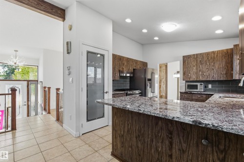 7802 132A Avenue Nw, Edmonton, AB 