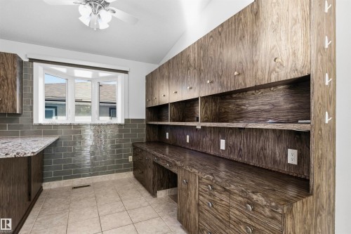 7802 132A Avenue Nw, Edmonton, AB 