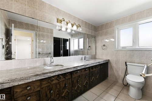 7802 132A Avenue Nw, Edmonton, AB 