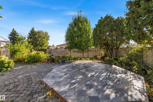 7802 132A Avenue Nw, Edmonton, AB 
