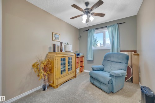 5735 152A Avenue Nw, Edmonton, AB 