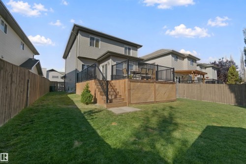 215 Henderson Link, Spruce Grove, AB 