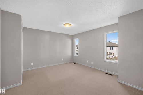 Additional content - 6116 8 Avenue Sw, Edmonton, AB 