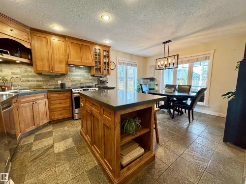 4825 Ada Boulevard Nw, Edmonton, AB 