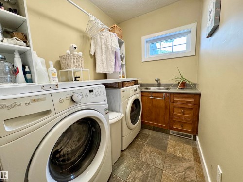 4825 Ada Boulevard Nw, Edmonton, AB 