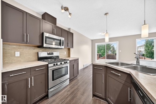 1941 Chapman Road Sw, Edmonton, AB 