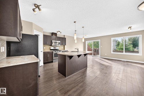 1941 Chapman Road Sw, Edmonton, AB 