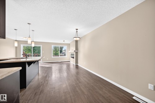 1941 Chapman Road Sw, Edmonton, AB 