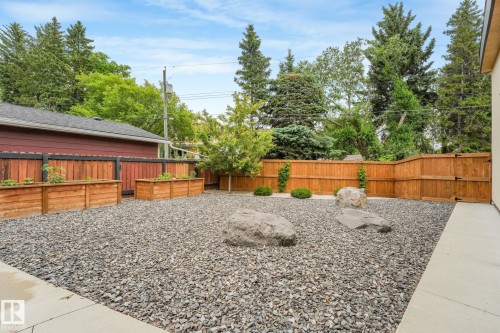 11247 71 Avenue Nw, Edmonton, AB 