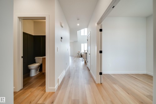 63 Chartres Close, St. Albert, AB 