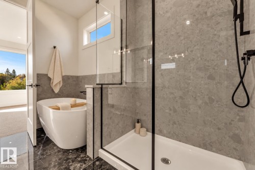 6048 107A Nw, Edmonton, AB 