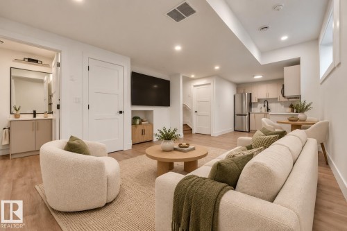 6048 107A Nw, Edmonton, AB 