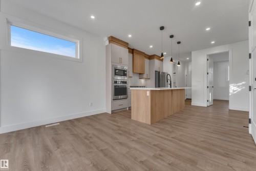 6048 107A Nw, Edmonton, AB 