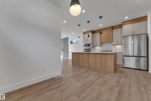 6048 107A Nw, Edmonton, AB 