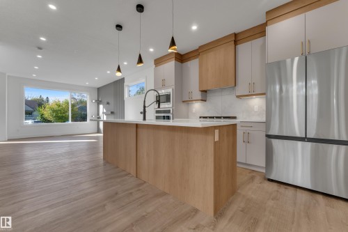 6048 107A Nw, Edmonton, AB 