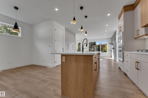 6048 107A Nw, Edmonton, AB 