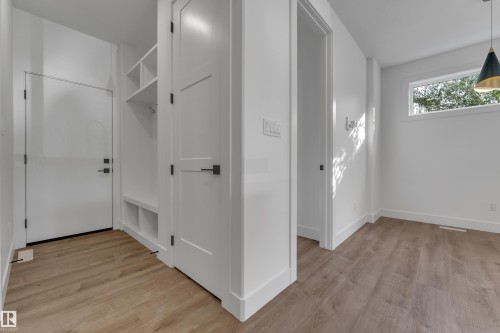 6048 107A Nw, Edmonton, AB 