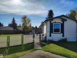 70 Evergreen Mobile Park Northwest  Edmonton, AB T5Y 4M2