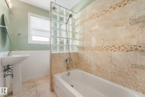 10912 146 Street Nw, Edmonton, AB 